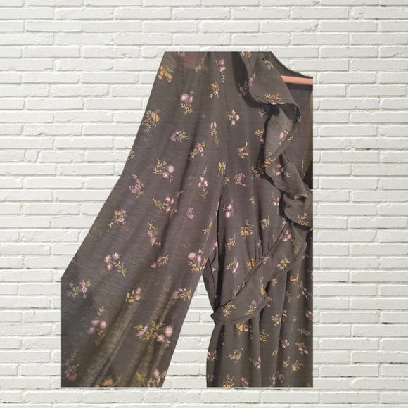 AEO Dress - Picture 2 of 3